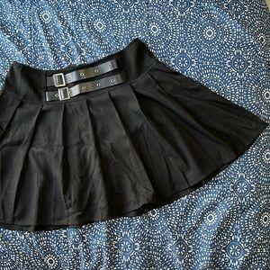 Hot Topic Social Collision Pleated Skirt
